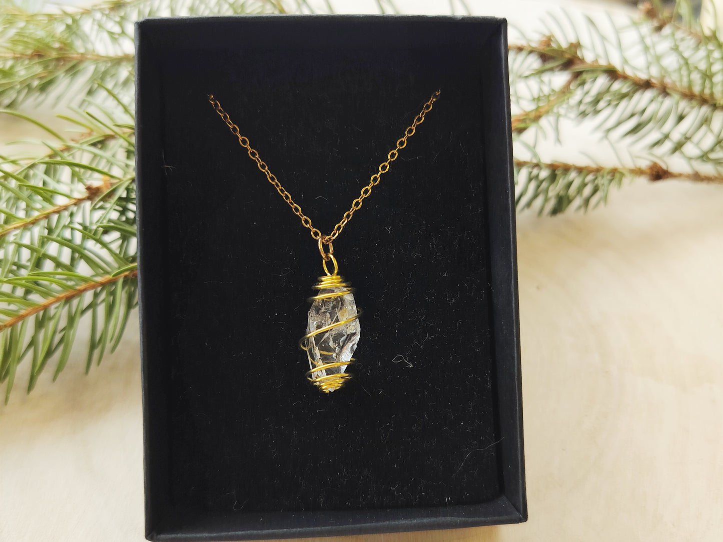 Herkimer riipus RST kulta