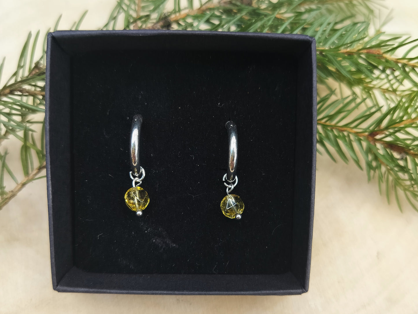 Menninkäis korvakorut