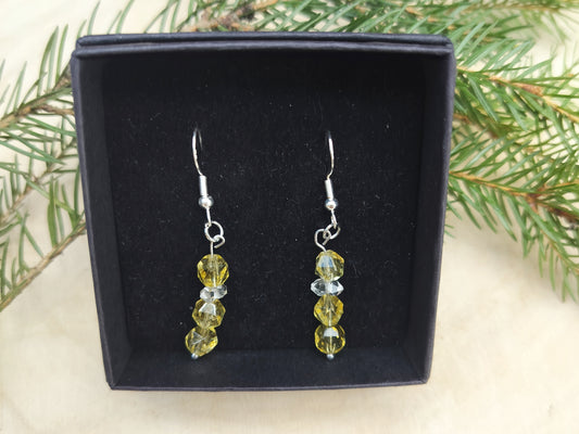 Metsän kosketus korvakorut